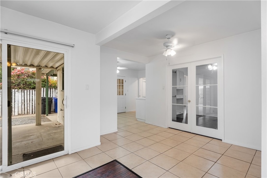 270 S 1st - Photo 24