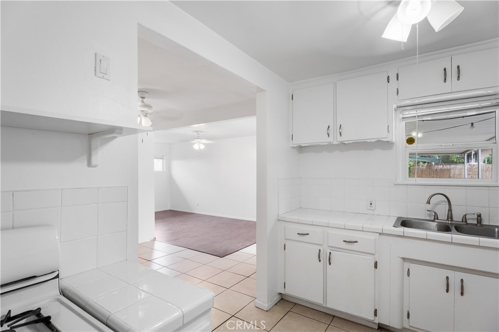 270 S 1st - Photo 21