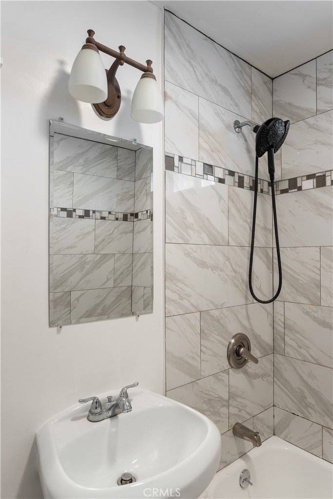 270 S 1st - Photo 14