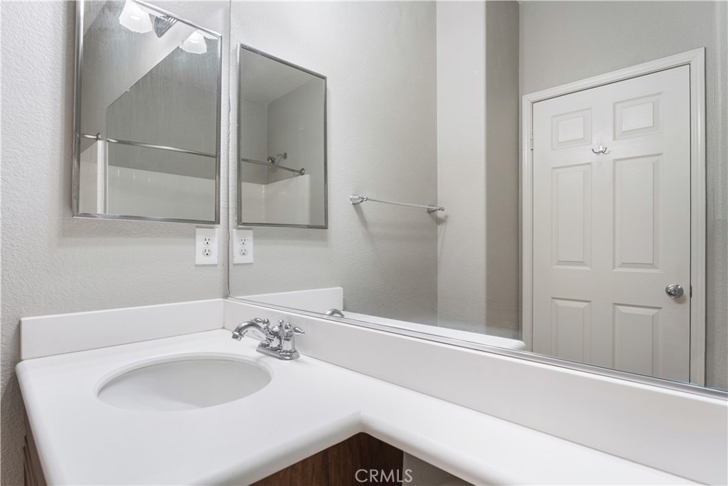 132 Principia Court - Photo 36