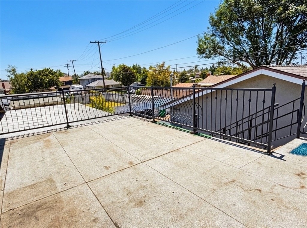 2621 Damien - Photo 21