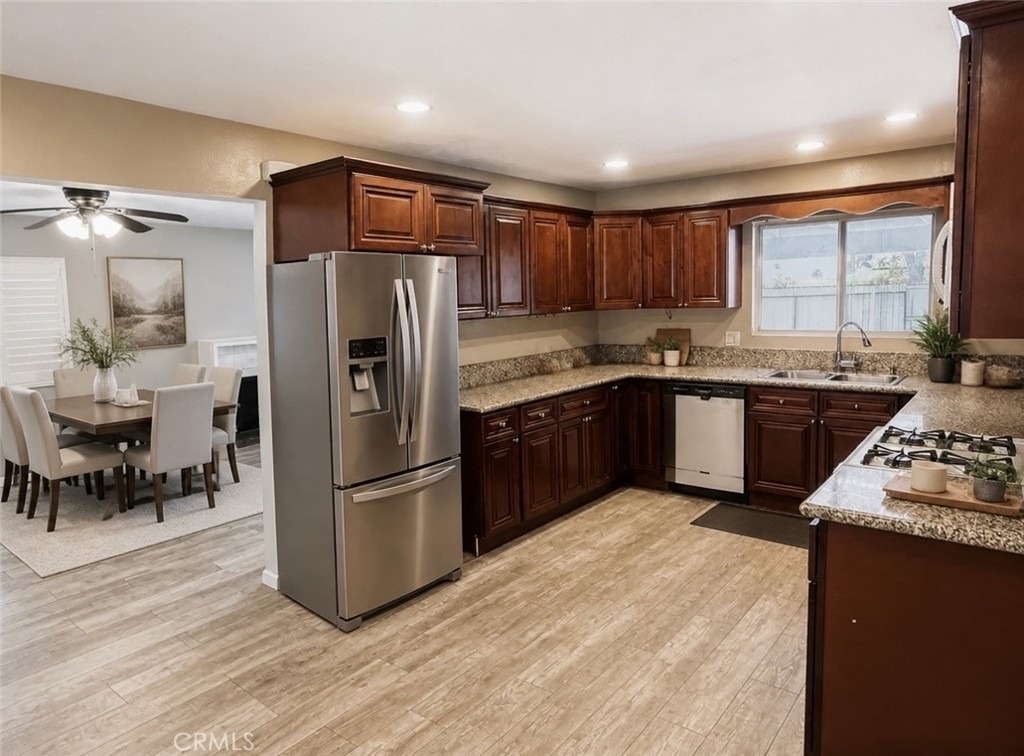 2621 Damien - Photo 7