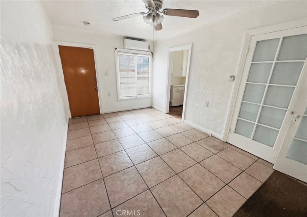 139 E 3rd - Photo 3