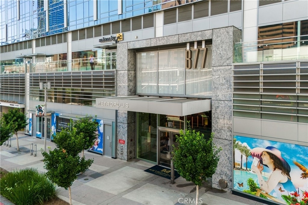 877 S Francisco Street - Photo 32