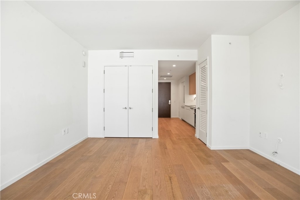 877 S Francisco Street - Photo 6
