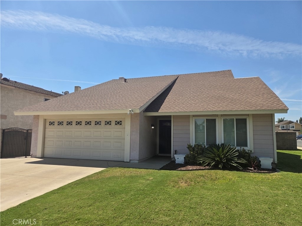 2632 S Augusta Avenue - Photo 1