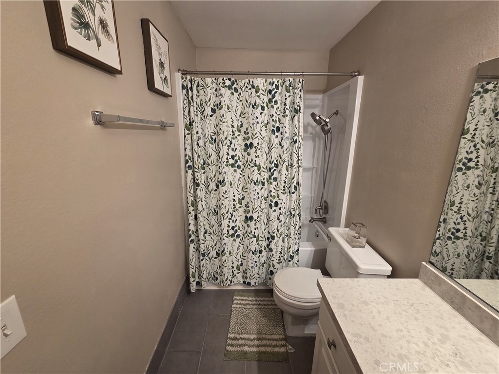 2632 S Augusta Avenue - Photo 11