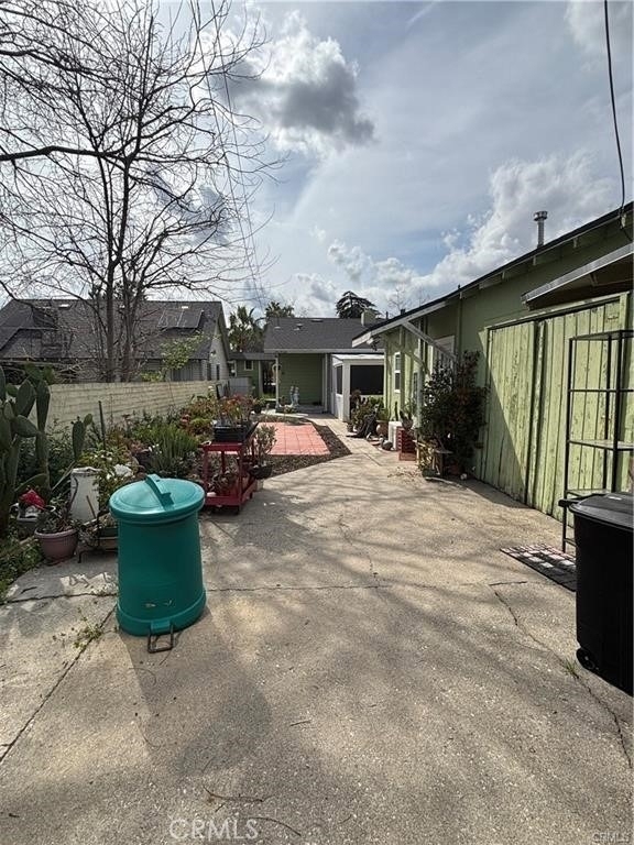 3297 N Pershing - Photo 4