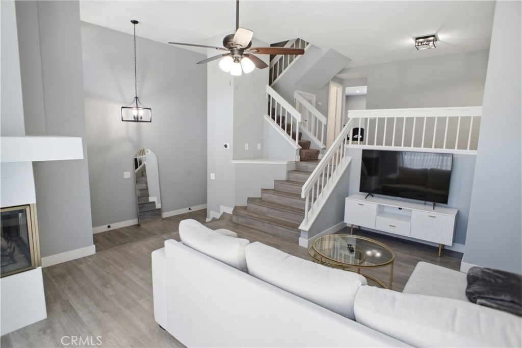 24 Rock Cliff Place - Photo 2
