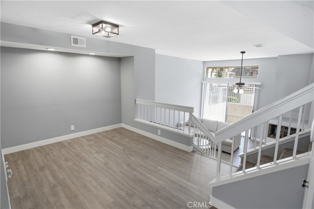 24 Rock Cliff Place - Photo 3