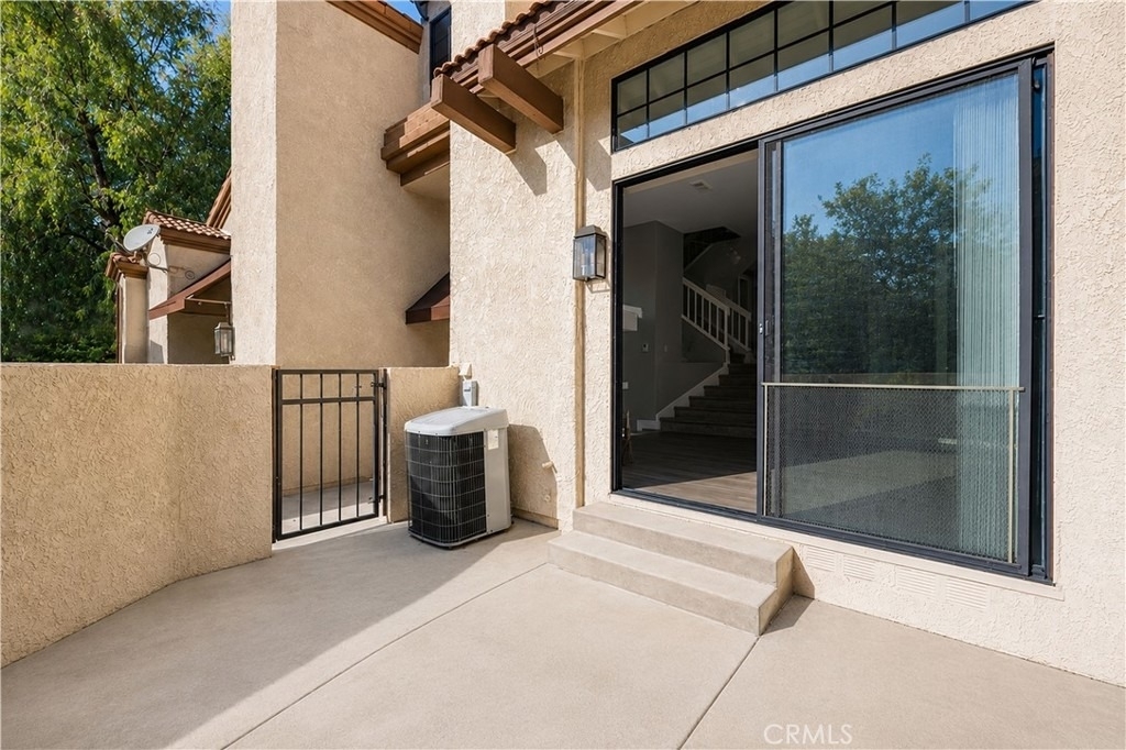24 Rock Cliff Place - Photo 8