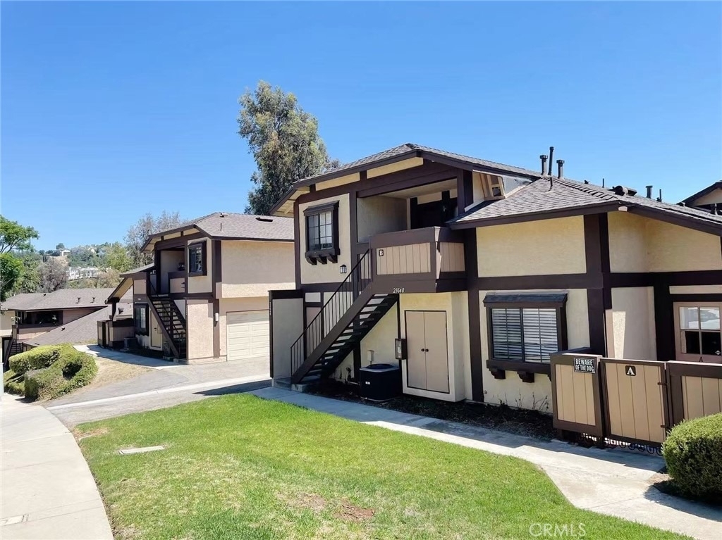 21648 Laurelrim - Photo 1