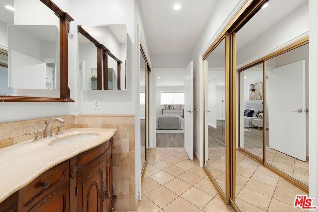 423 S Rexford Drive - Photo 13