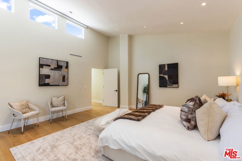869 S Bundy Drive - Photo 40