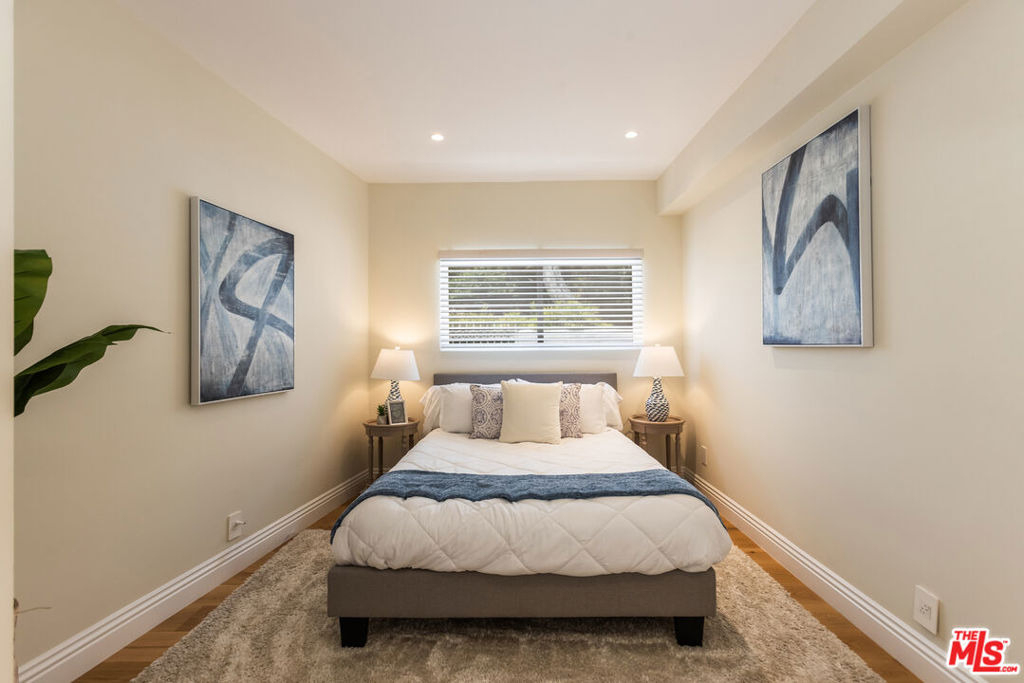 869 S Bundy Drive - Photo 32