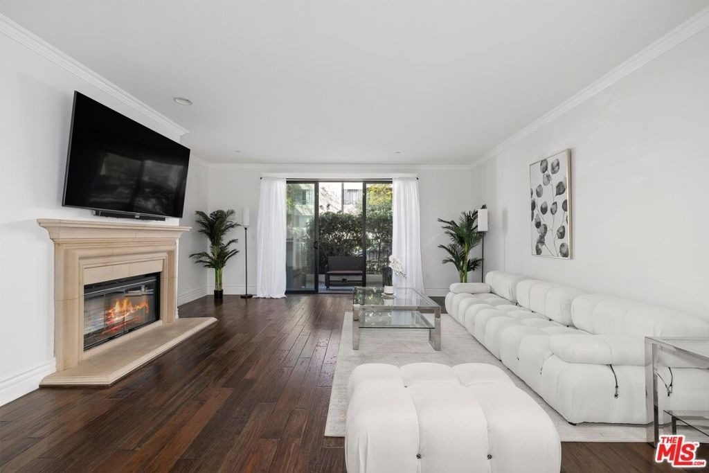 1530 Camden Avenue - Photo 1