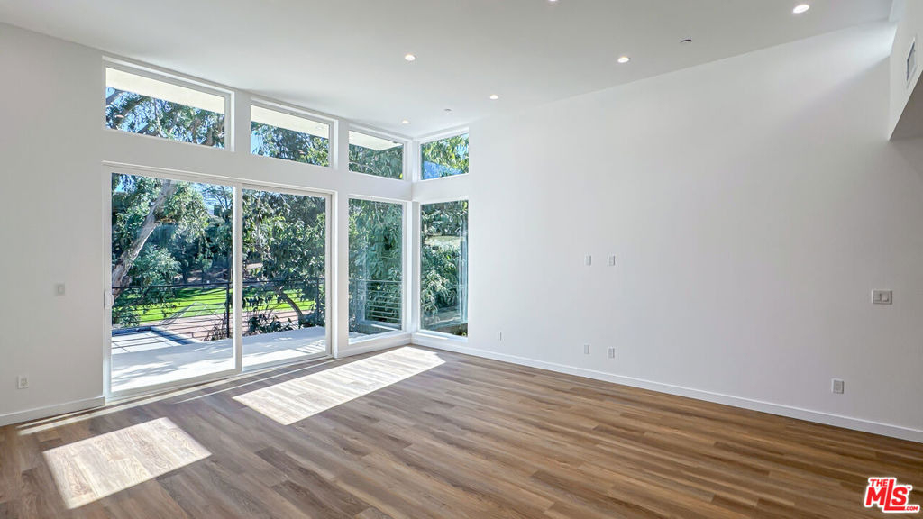 946 Lucile Avenue - Photo 8