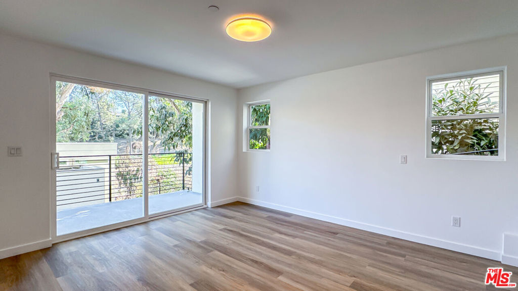 946 Lucile Avenue - Photo 12