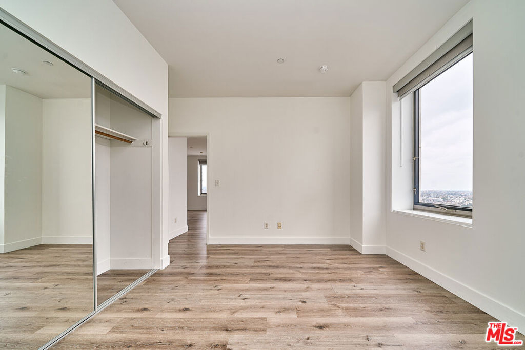 3810 Wilshire Boulevard - Photo 19