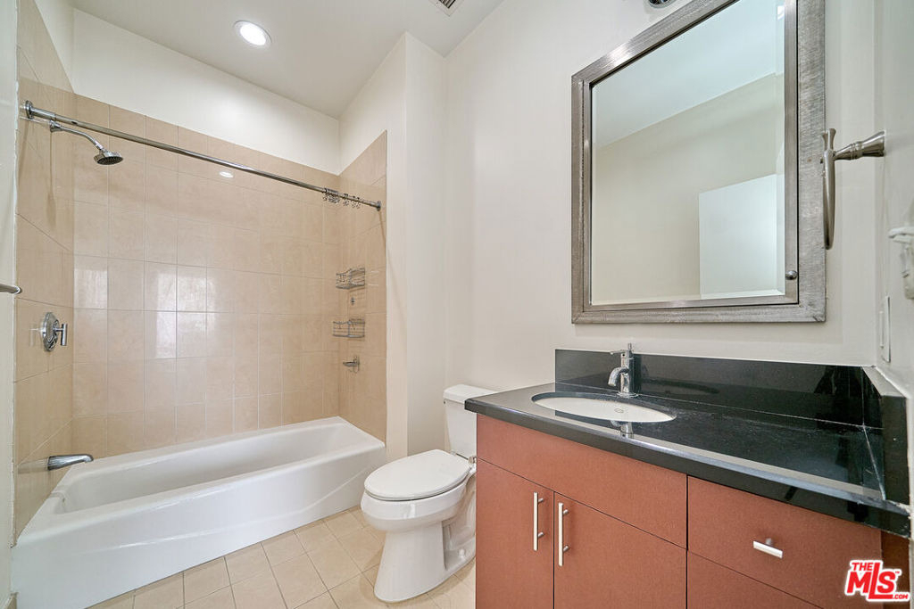 3810 Wilshire Boulevard - Photo 22