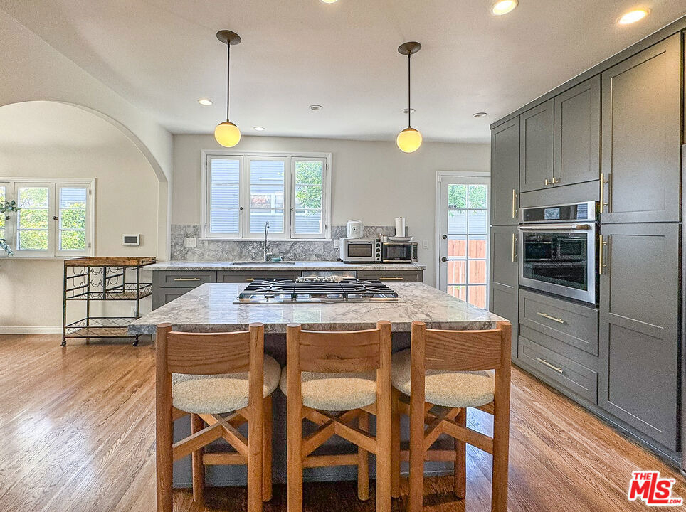 345 Westbourne Drive - Photo 7