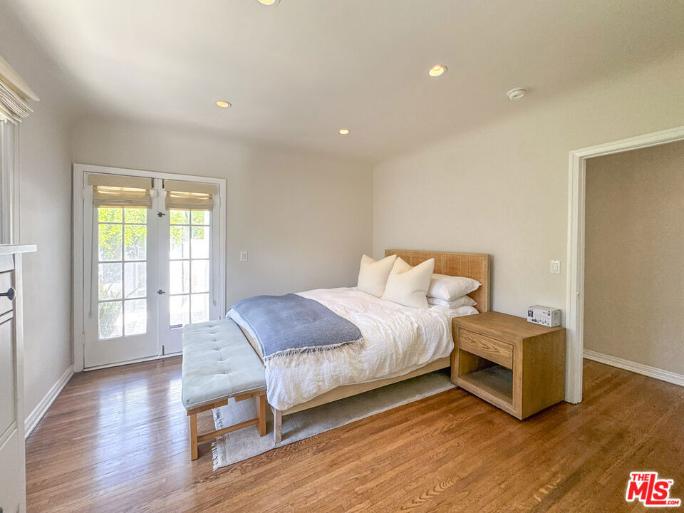 345 Westbourne Drive - Photo 18