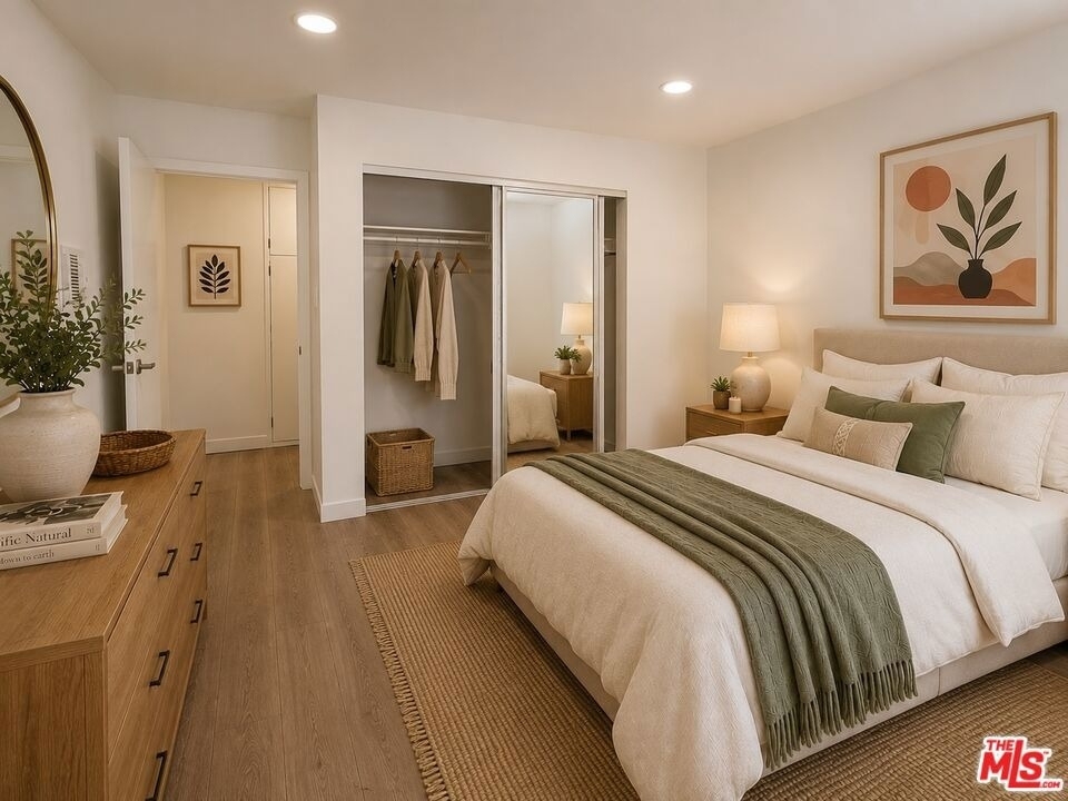 228 S Mariposa Avenue - Photo 9