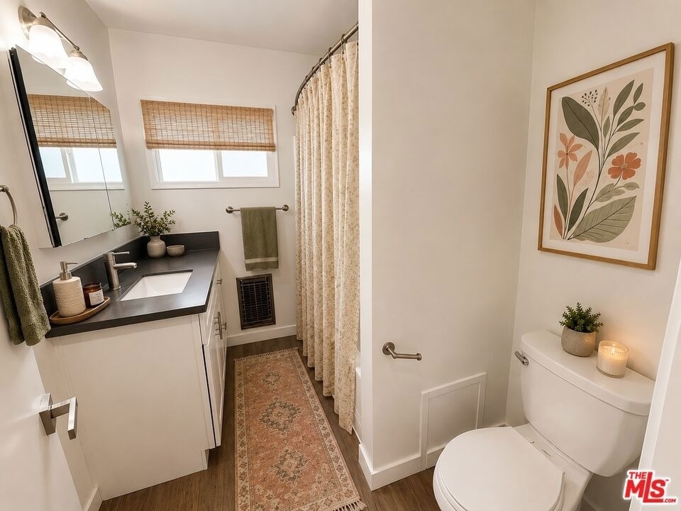 228 S Mariposa Avenue - Photo 6