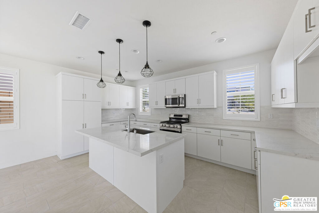 35923 Hinksey Street - Photo 11