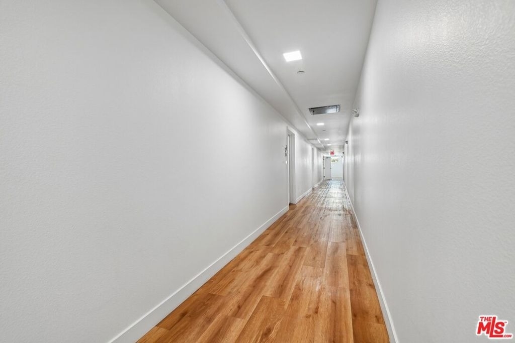 219 E 87th Street - Photo 2