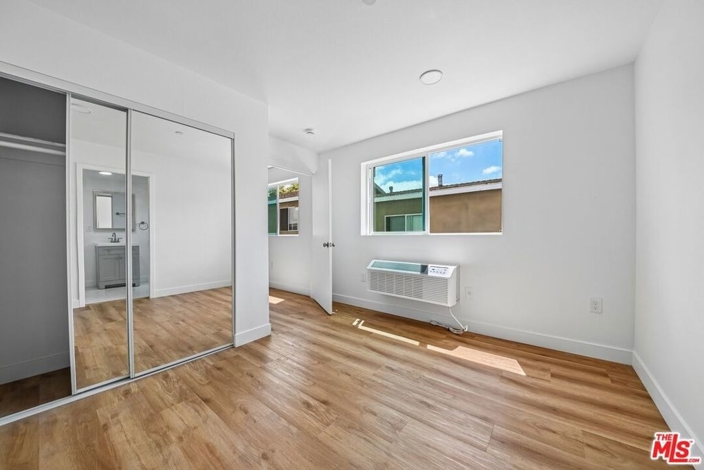 219 E 87th Street - Photo 13