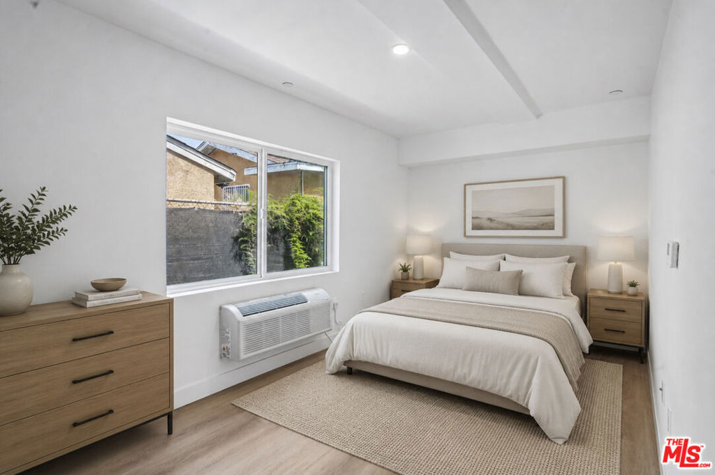3221 W 71st Street - Photo 5