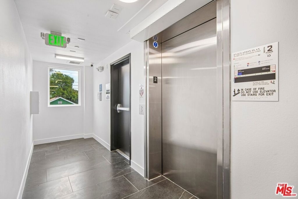 3221 W 71st Street - Photo 1