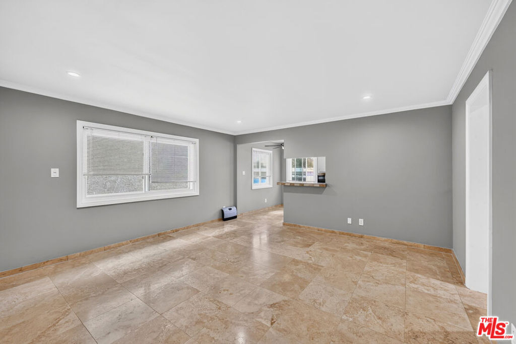 1619 Colby Avenue - Photo 11
