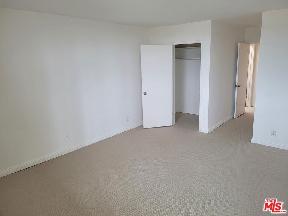 8701 Delgany Avenue - Photo 28