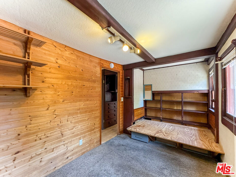 3124 Veteran Avenue - Photo 19
