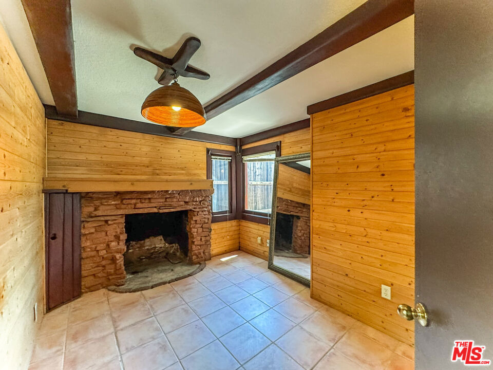 3124 Veteran Avenue - Photo 18