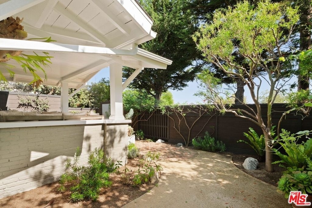 1670 Electric Avenue - Photo 1