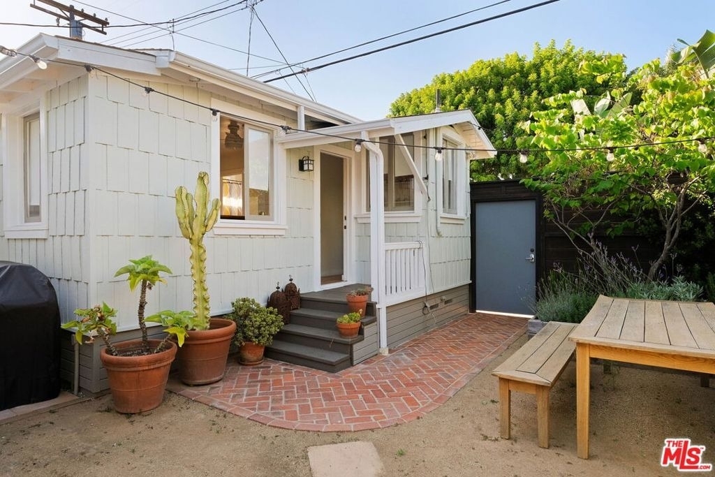 1670 Electric Avenue - Photo 37
