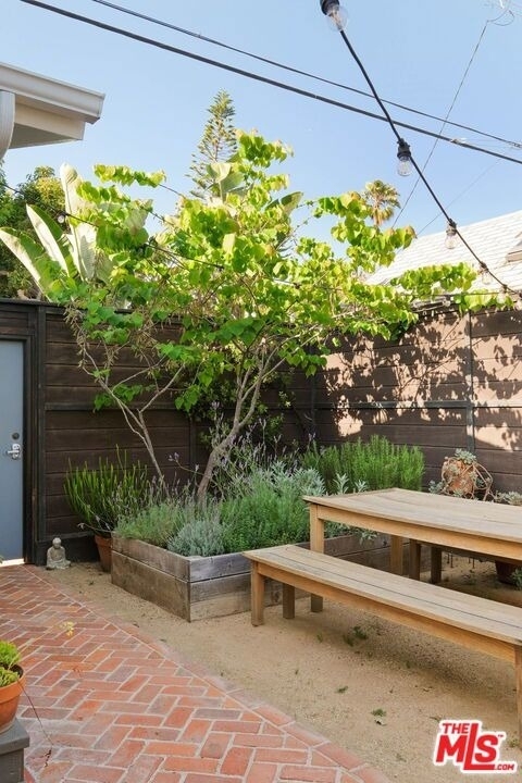 1670 Electric Avenue - Photo 36