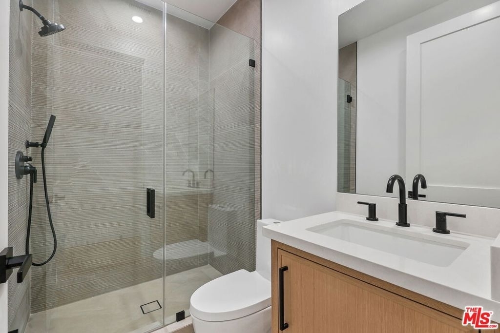 5917 Rhodes Avenue - Photo 21