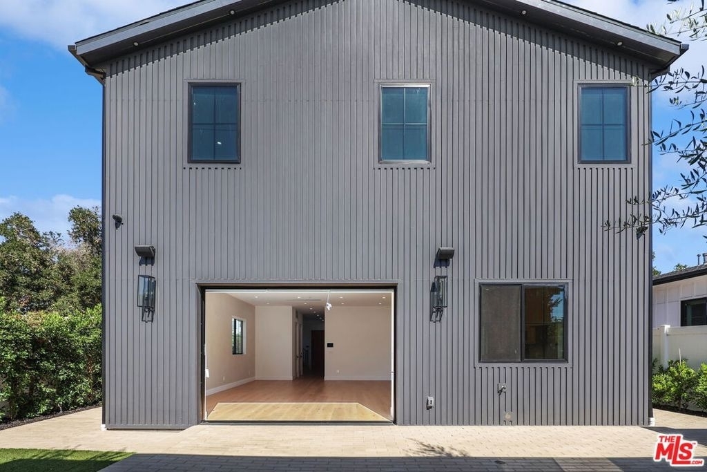 5917 Rhodes Avenue - Photo 44