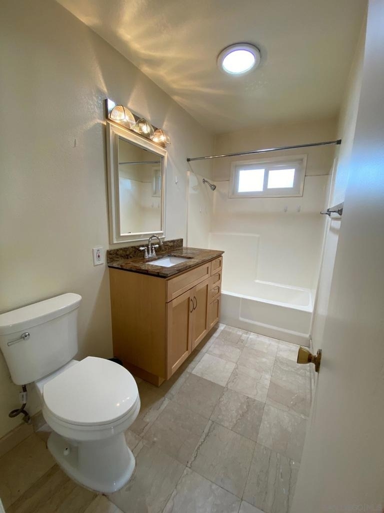 1475 Tarbox St - Photo 9