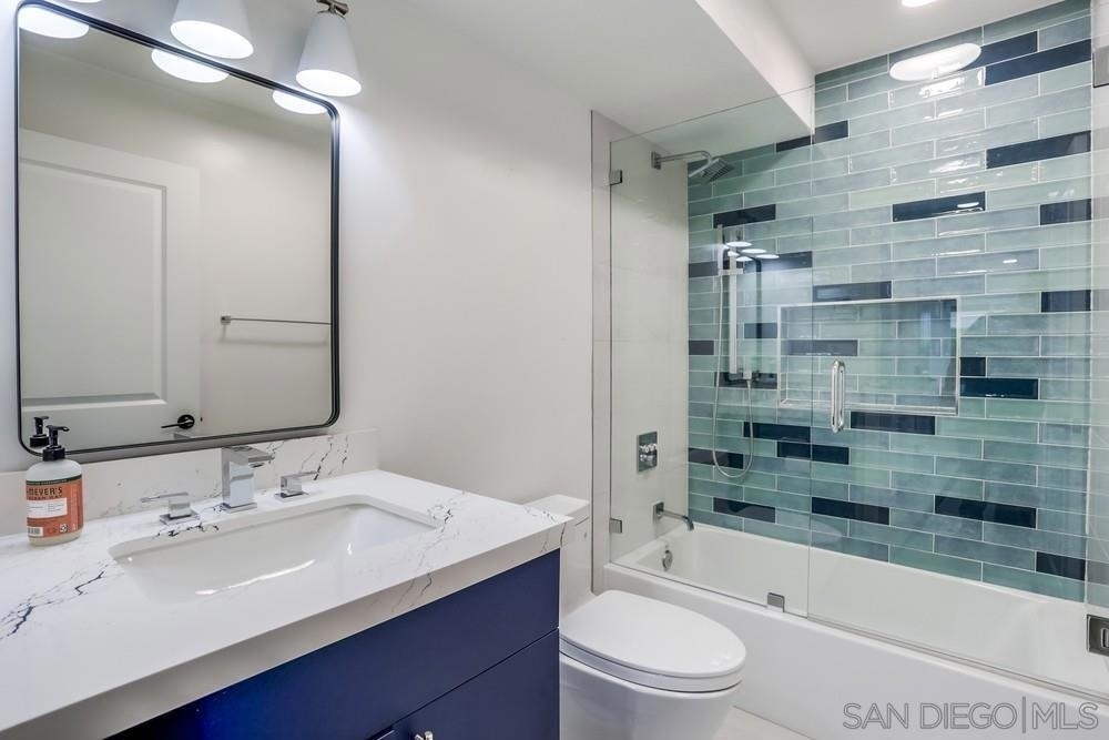 8308 Regents Rd - Photo 17