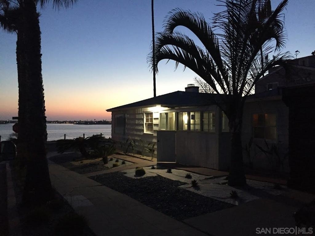 3403 Riviera - Photo 5
