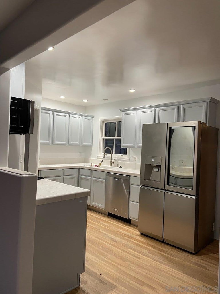 3403 Riviera - Photo 4