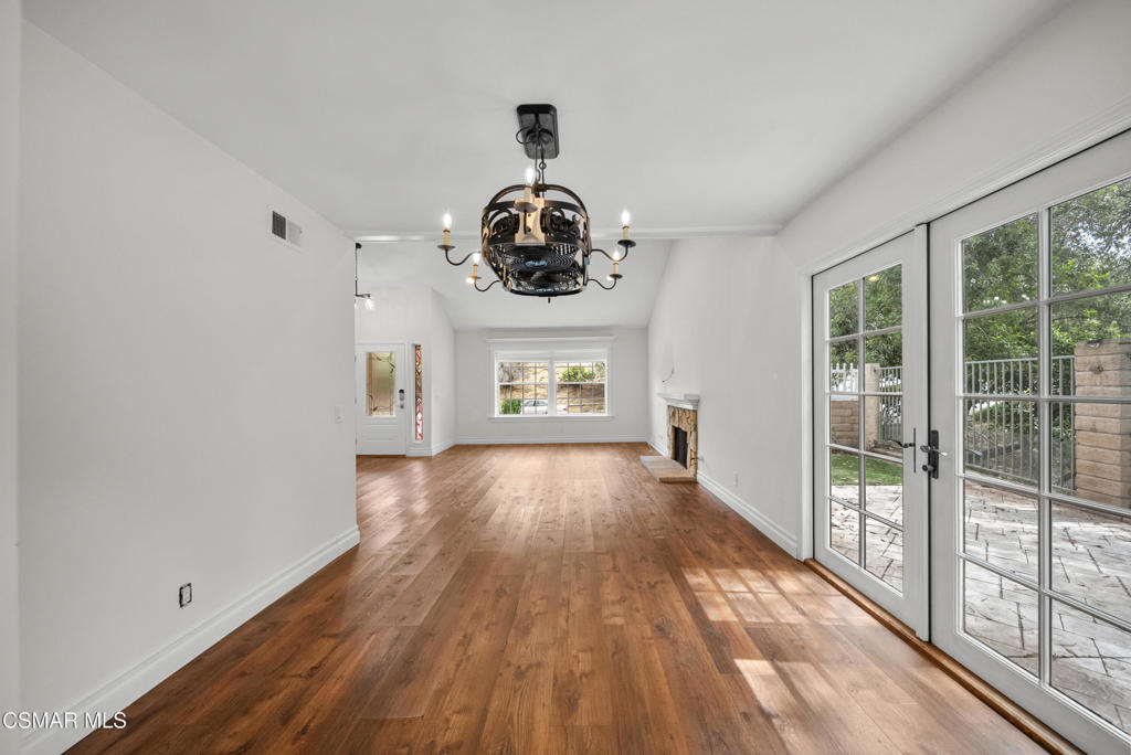 561 Walter Avenue - Photo 10