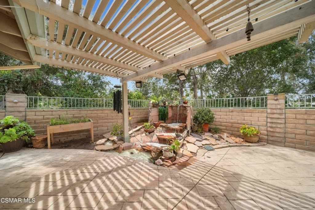561 Walter Avenue - Photo 35