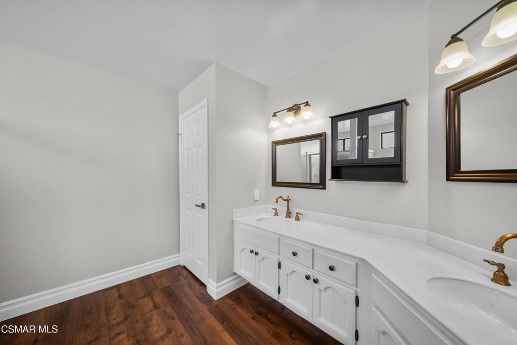 561 Walter Avenue - Photo 32