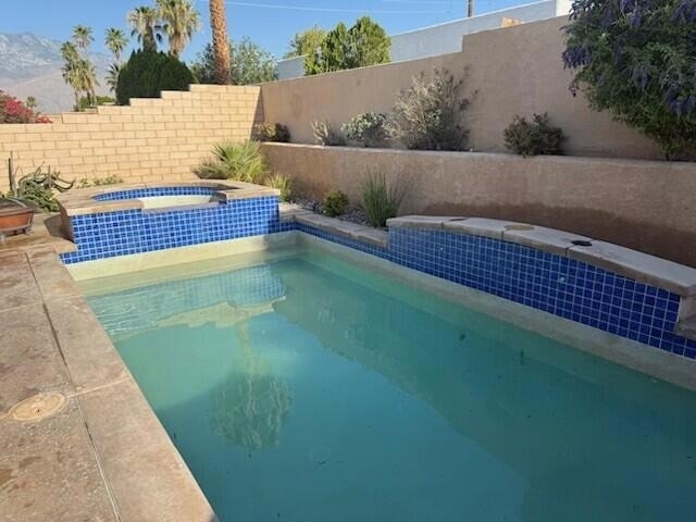 104 Shoreline Drive - Photo 0